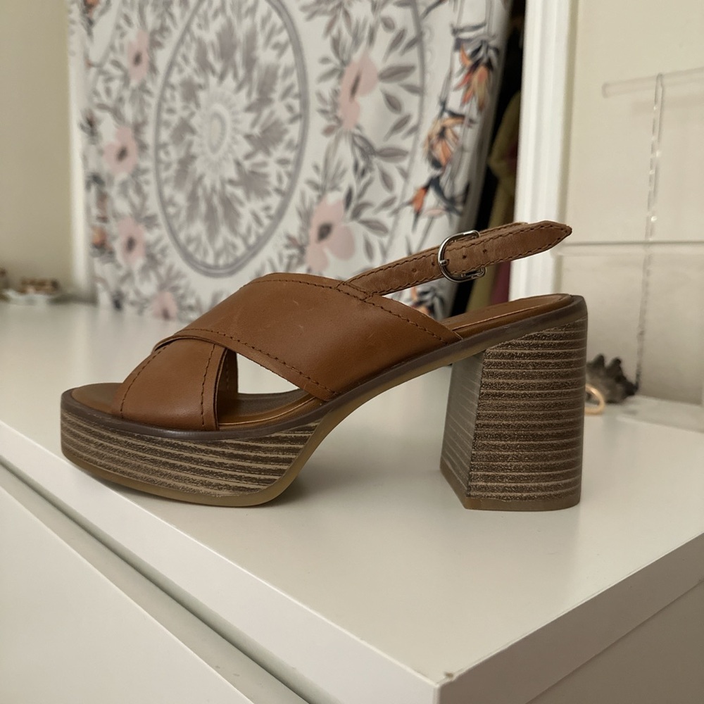 Brown Leather Block Heel Sandals